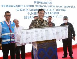 Tunjang KTT G20, Menko Luhut Resmikan PLTS Terapung Milik PLN di Nusa Dua Bali