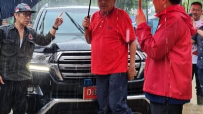 Manado-Minut Dilanda Banjir, Olly Dondokambey dan Steven Kandouw Sebar Bantuan