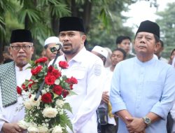 Wabup Purwakarta Lepas Keberangkatan Jemaah Haji Kloter 23 Menuju Tanah Suci
