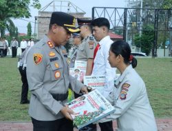 Kapolres Kotamobagu Berbagi Voucher Natal ke Anggota Beragama Nasrani