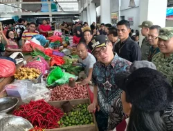 Bupati Joune Ganda Turun Langsung ke Pasar Airmadidi, Pastikan Harga Bahan Pokok Stabil