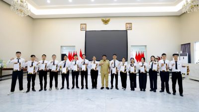 Lepas 15 Talenta Muda ke Jepang, Gubernur Yulius Tekankan Peran sebagai Duta Daerah